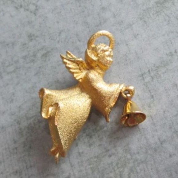 Vintage Brooch.  Signed RR for Robyn Rush.  Angel. - Picture 1 of 3